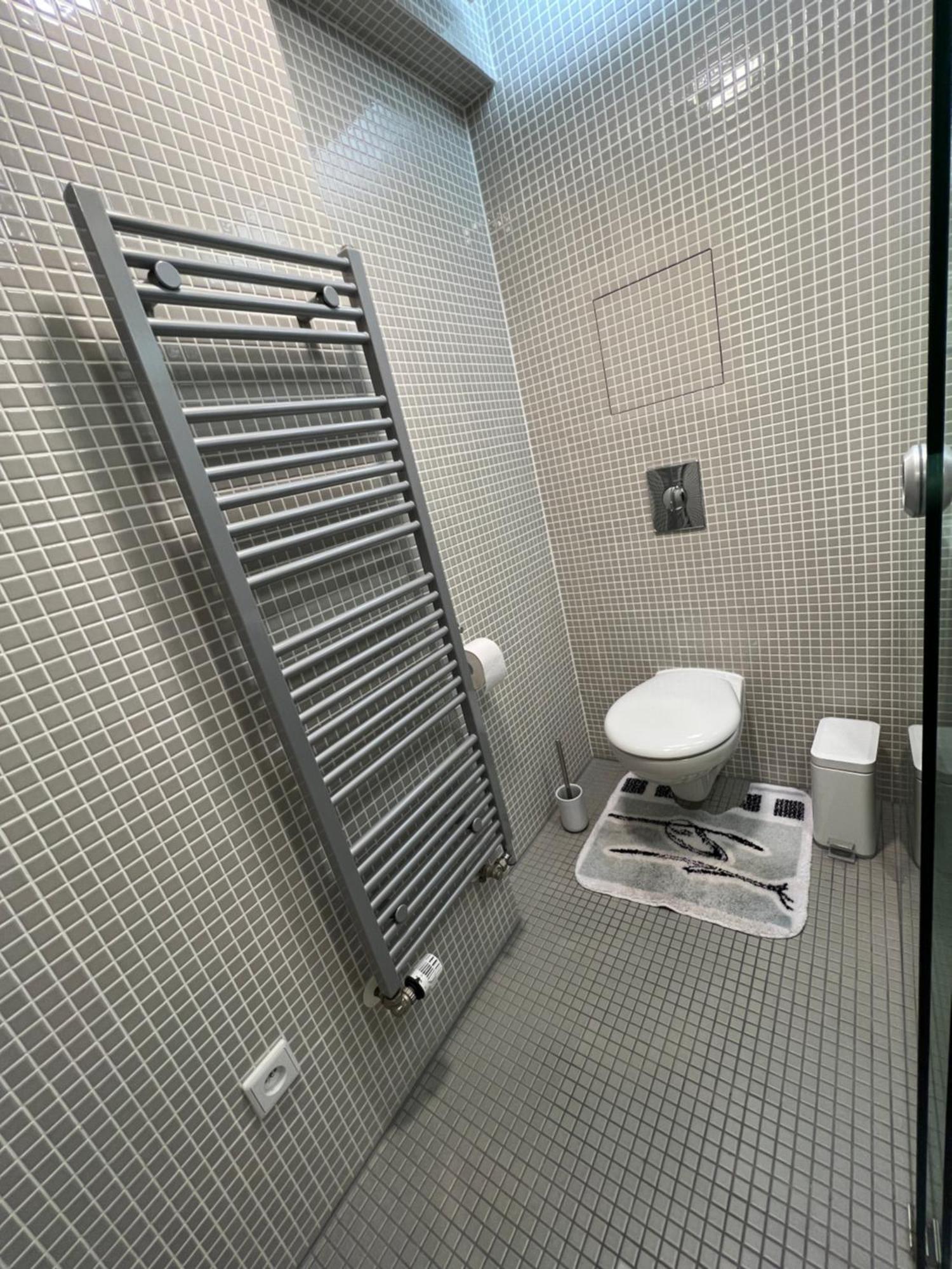 Apartamento Tva Oaza V Srdci Vinohrad Praga Exterior foto